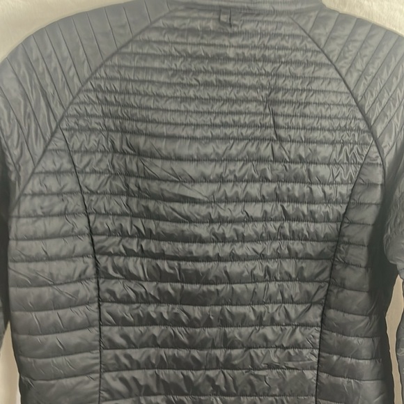 Patagonia small lightweight puffer - Picture 6 of 7